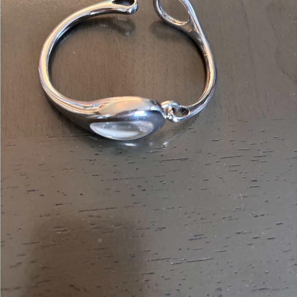Gucci Stainless Steel bangle watch - Picture 5 of 9